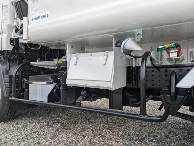 三菱 キャンター 2RG-FEAV0(2WD)の写真21