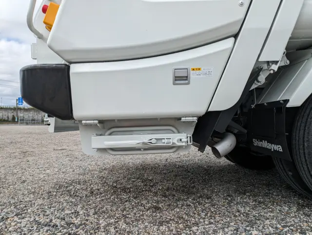 三菱 キャンター 2RG-FEAV0(2WD)の写真24