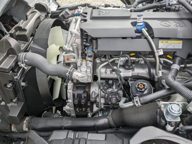 三菱 キャンター 2RG-FEAV0(2WD)の写真34