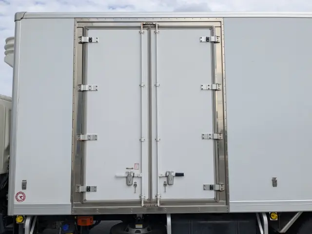 日野 レンジャー 2KG-FC2ABG(2WD)の写真14