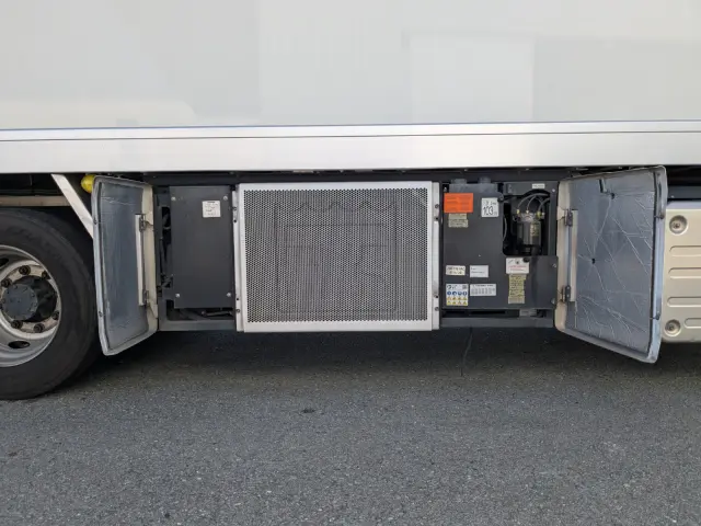 いすゞ ギガ 2PG-CYJ77C(8x4)の写真30