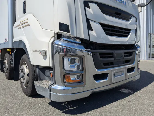 いすゞ ギガ 2PG-CYJ77C(8x4)の写真45