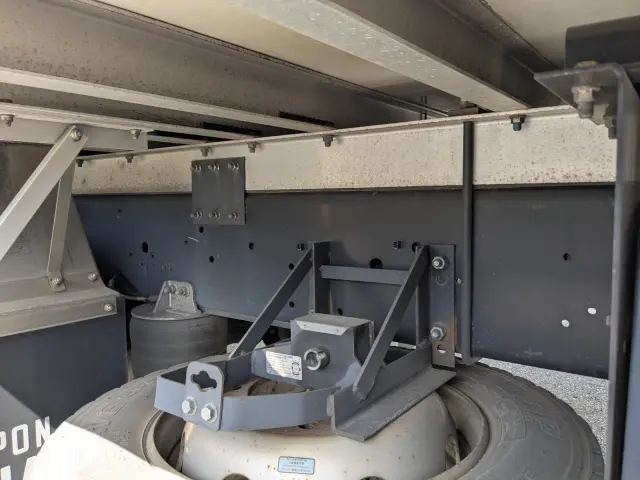 いすゞ ギガ 2PG-CYJ77C(8x4)の写真11