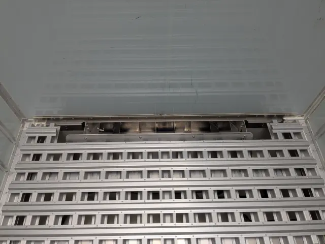 いすゞ ギガ 2PG-CYJ77C(8x4)の写真24