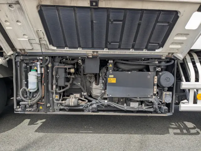 いすゞ ギガ 2PG-CYJ77C(8x4)の写真31