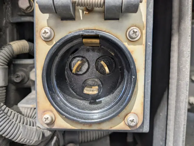 いすゞ ギガ 2PG-CYJ77C(8x4)の写真32