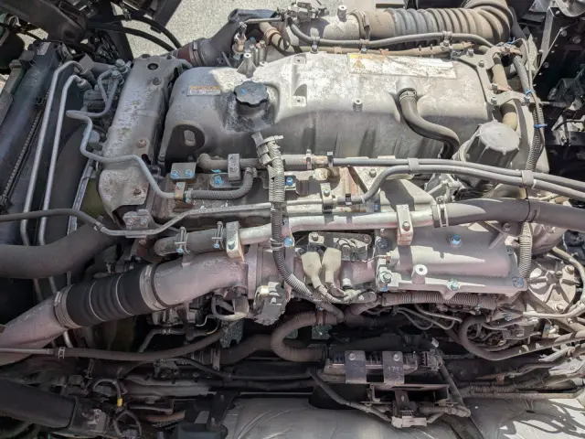 いすゞ ギガ 2PG-CYJ77C(8x4)の写真39