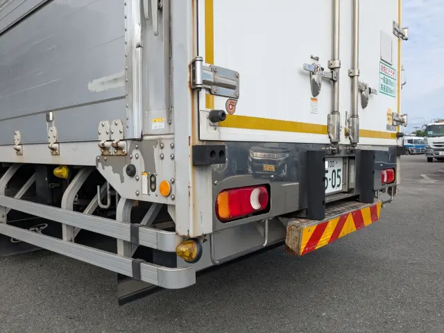 UD クオン 2PG-CG5CA(8x4)の写真6