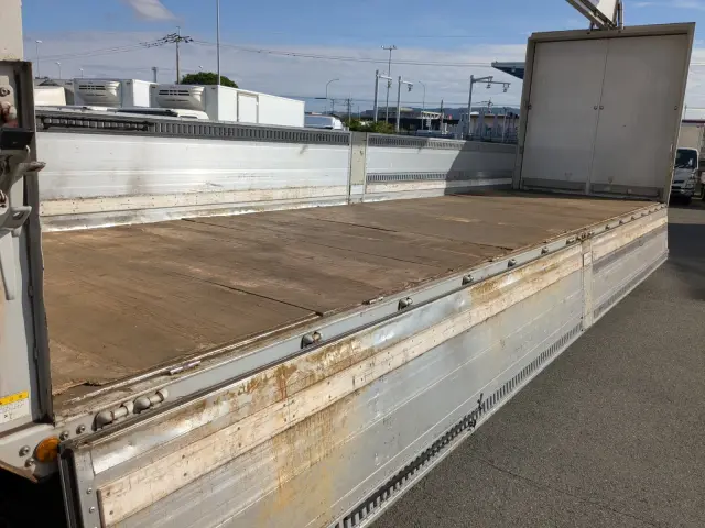 UD クオン 2PG-CG5CA(8x4)の写真30