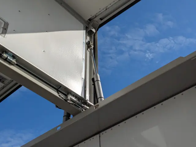 UD クオン 2PG-CG5CA(8x4)の写真32