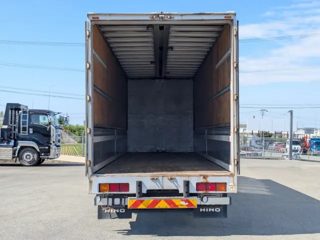 日野 プロフィア LKG-FW1EXBG(8x4)の写真9