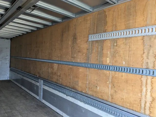 日野 プロフィア LKG-FW1EXBG(8x4)の写真26