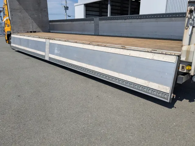 日野 プロフィア LKG-FW1EXBG(8x4)の写真29