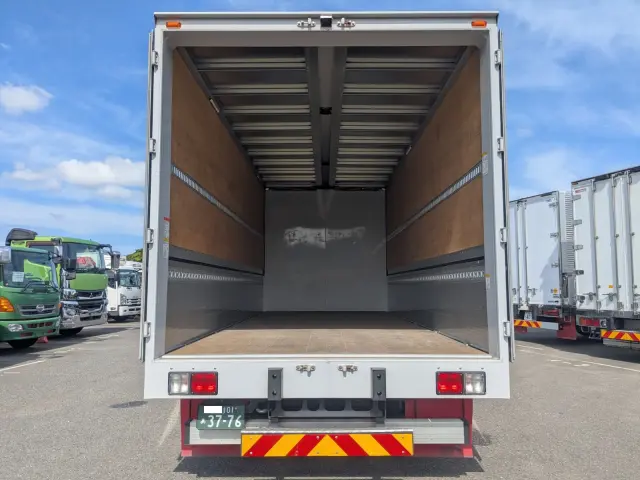 日野 レンジャー 2KG-FD2ABG(2WD)の写真9