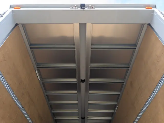 日野 レンジャー 2KG-FD2ABG(2WD)の写真10