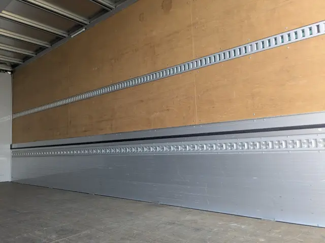 日野 レンジャー 2KG-FD2ABG(2WD)の写真12