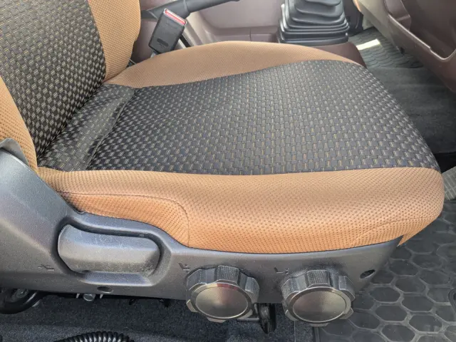 日野 レンジャー 2KG-FD2ABG(2WD)の写真30