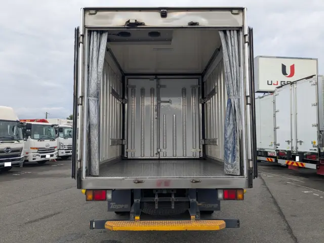 いすゞ エルフ 2RG-NPR88AN(2WD)の写真9