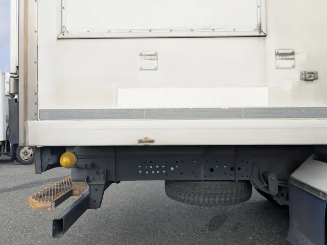 いすゞ エルフ 2RG-NPR88AN(2WD)の写真32