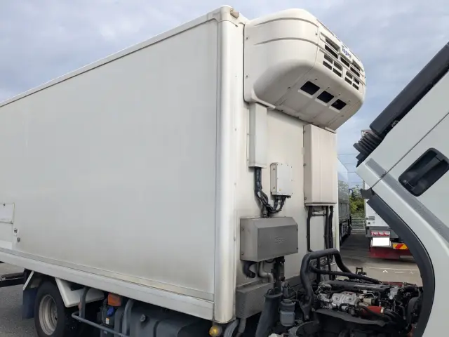 いすゞ エルフ 2RG-NPR88AN(2WD)の写真44