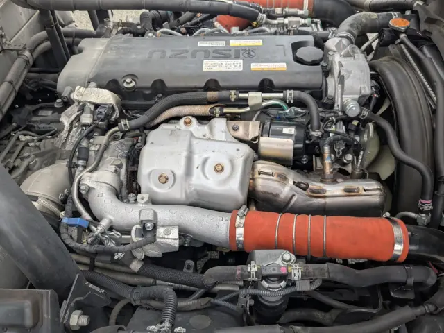 いすゞ エルフ 2RG-NPR88AN(2WD)の写真45