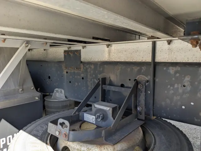 いすゞ ギガ 2PG-CYJ77C(8x4)の写真11