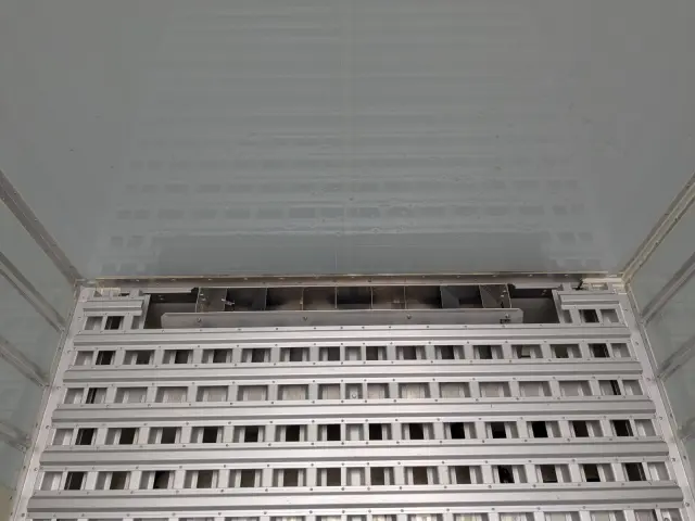 いすゞ ギガ 2PG-CYJ77C(8x4)の写真24