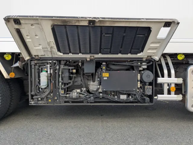 いすゞ ギガ 2PG-CYJ77C(8x4)の写真30