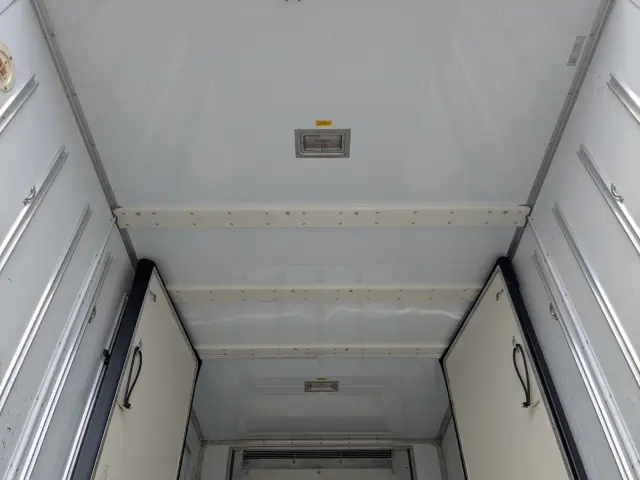 日野 デュトロ TPG-XZU605M(2WD)の写真18