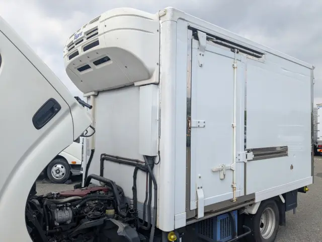 日野 デュトロ TPG-XZU605M(2WD)の写真39