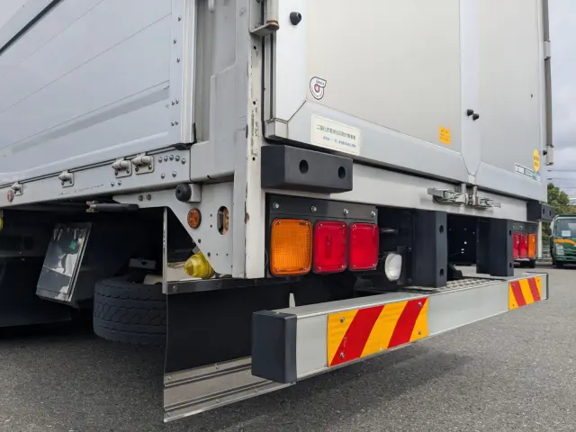 三菱 スーパーグレート QPG-FS64VZ(8x4)の写真7