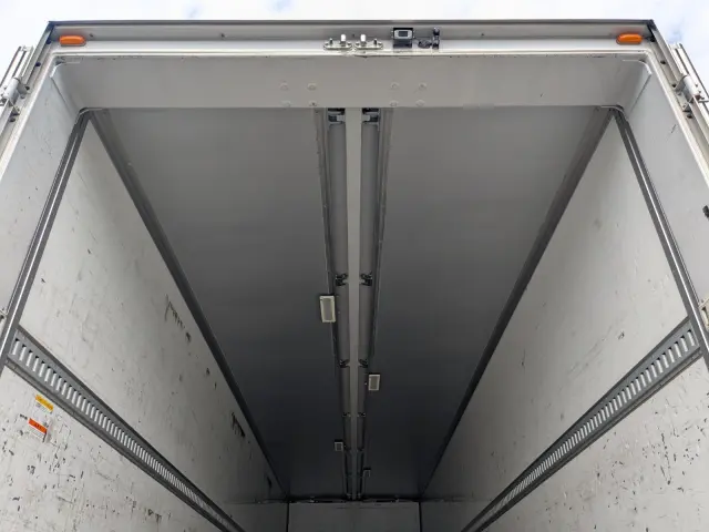 三菱 スーパーグレート QPG-FS64VZ(8x4)の写真10