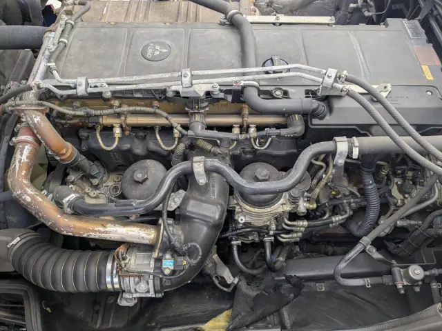 三菱 スーパーグレート QPG-FS64VZ(8x4)の写真37