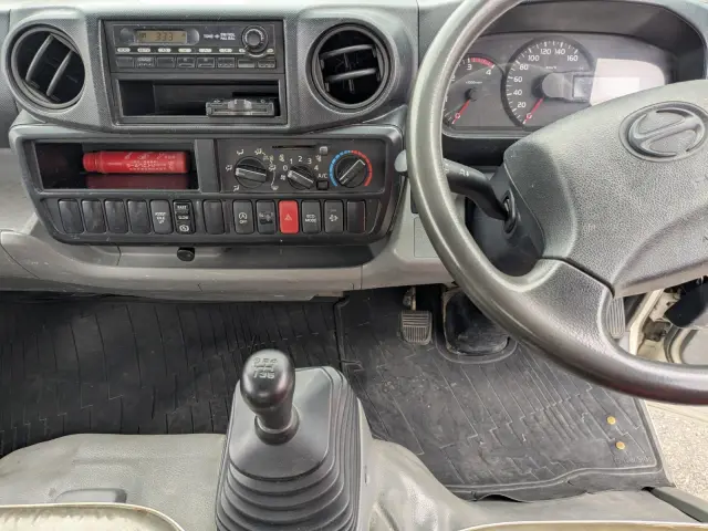 日野 デュトロ TKG-XZC610T(2WD)の写真38