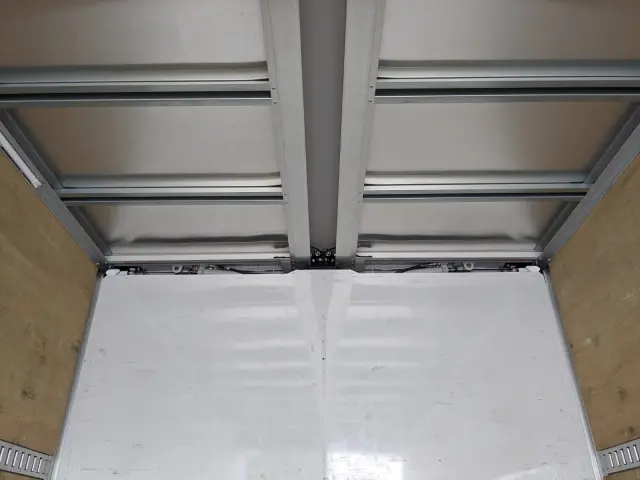 日野 レンジャー 2KG-FD2ABG(2WD)の写真15