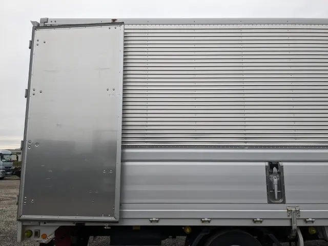 日野 レンジャー 2KG-FD2ABG(2WD)の写真27