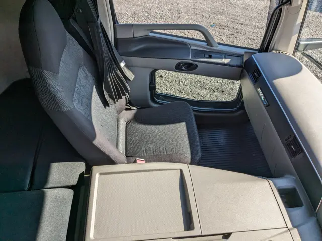 三菱 スーパーグレート 2PG-FP74HDR(2WD)の写真30