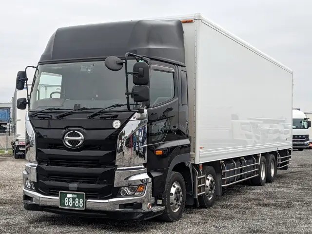 日野 プロフィア 2DG-FW1AHJ(8x4)の写真1