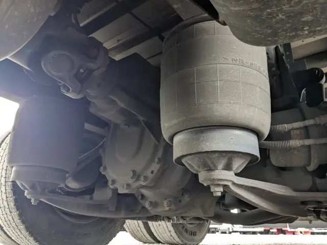 日野 プロフィア 2DG-FW1AHJ(8x4)の写真23