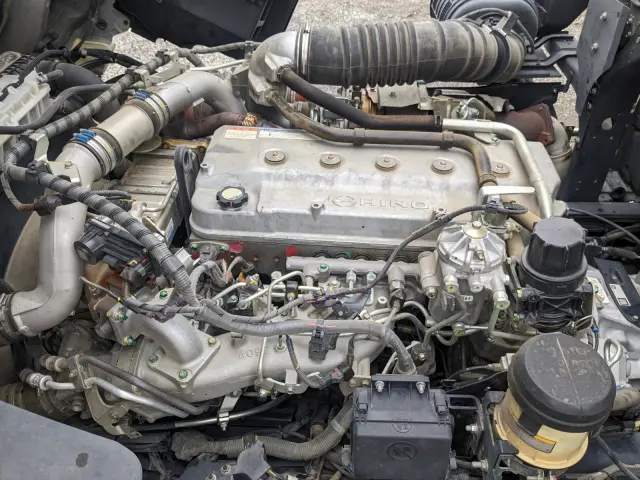 日野 プロフィア 2DG-FW1AHJ(8x4)の写真41