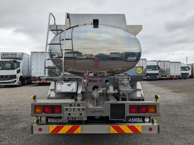 いすゞ ギガ 2KG-CYG60CM(6x2)の写真6