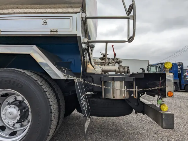 いすゞ ギガ 2KG-CYG60CM(6x2)の写真19