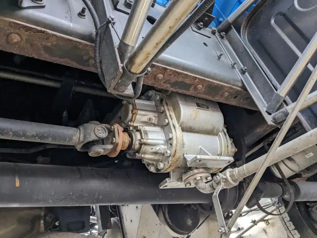 いすゞ ギガ 2KG-CYG60CM(6x2)の写真21