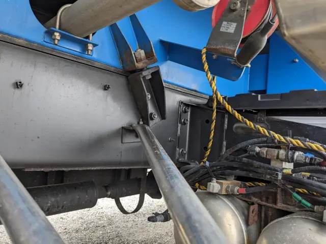 いすゞ ギガ 2KG-CYG60CM(6x2)の写真27