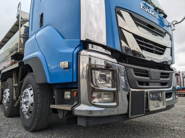 いすゞ ギガ 2KG-CYG60CM(6x2)の写真42