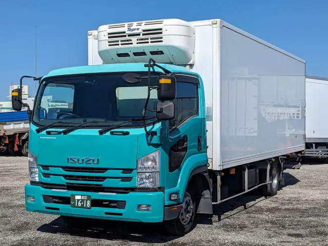 いすゞ フォワード TKG-FRR90S2(2WD)の写真1