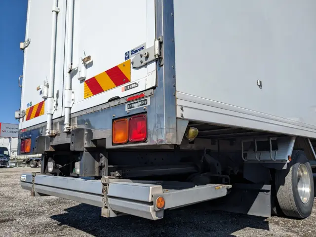 いすゞ フォワード TKG-FRR90S2(2WD)の写真7