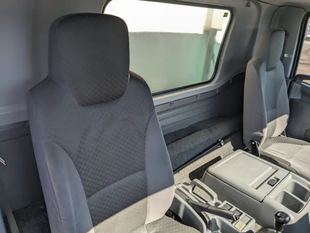 いすゞ フォワード TKG-FRR90S2(2WD)の写真39