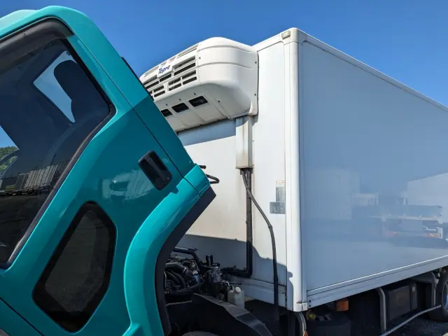 いすゞ フォワード TKG-FRR90S2(2WD)の写真44