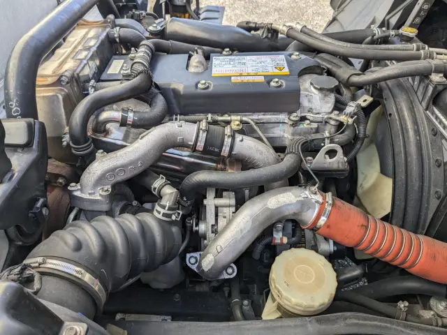 いすゞ フォワード TKG-FRR90S2(2WD)の写真47